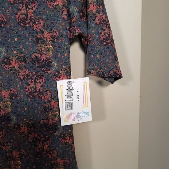 NWT LuLaRoe Women's JULIA Floral Dress Pencil Stretch Size XS Grey Rose Black - Picture 4 of 7